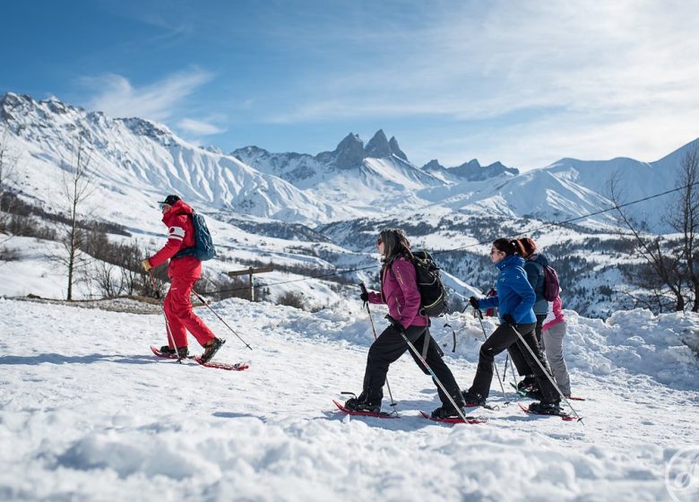 Balade raquettes en forêt avec l’ESF