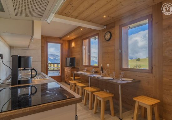 O’MIKELY – LE WINNIE