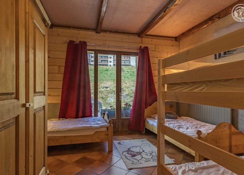 CHALET LE PERCE-NEIGE – LE GRANAIL