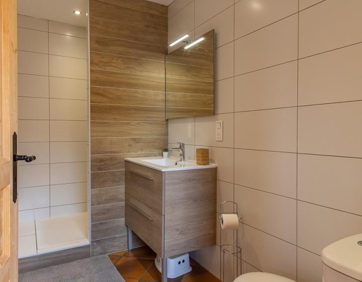 CHALET LE PERCE-NEIGE – LE GRANAIL