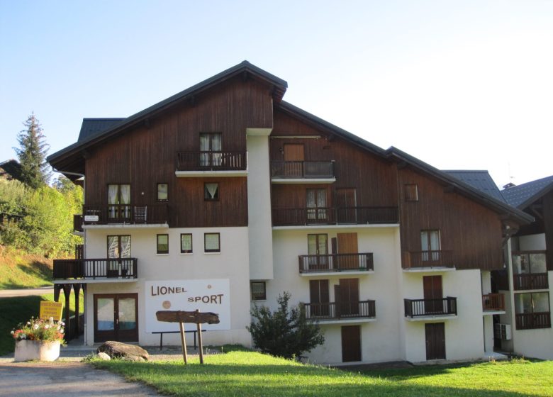 Magasin de sports Skiset – Lionel Sports