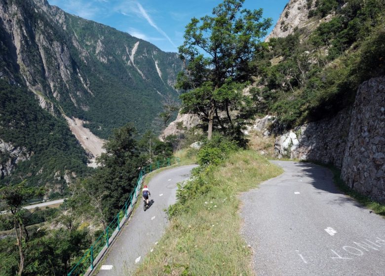 Boucle des lacets de Montvernier