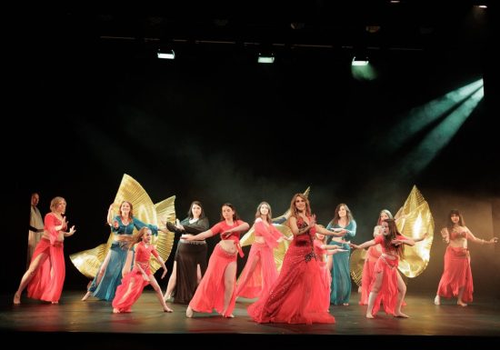 Spectacle de danses orientales et tahitiennes – Murmures du monde