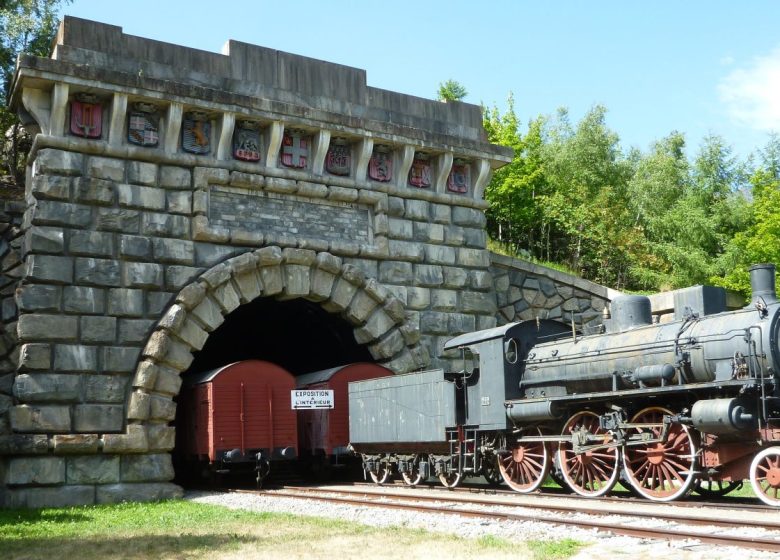 L&rsquo;Entrée monumentale du Tunnel Ferroviaire du Mont-Cenis.