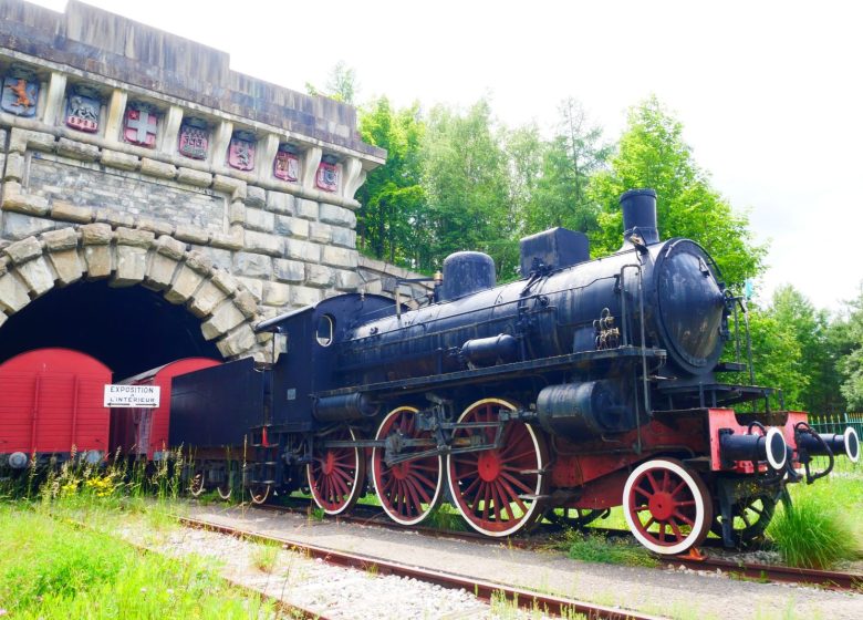 L&rsquo;Entrée monumentale du Tunnel Ferroviaire du Mont-Cenis.