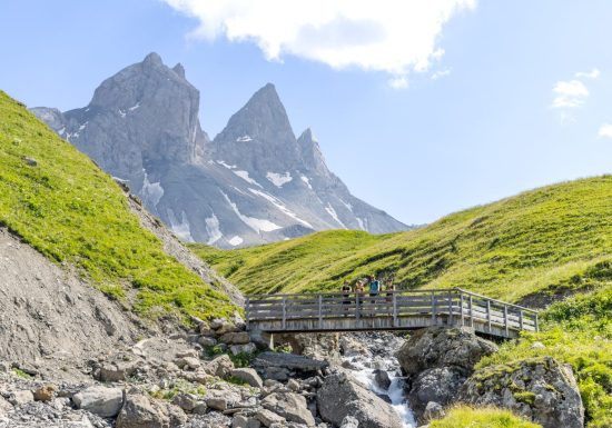 Sous la Tête de Chat – Étape 3 : Chalet d&rsquo;la Croë – Entraigues