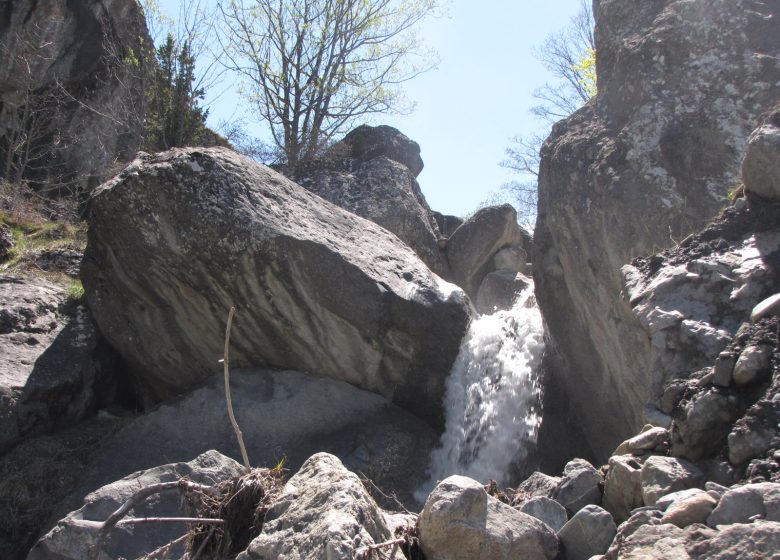 Torrent de la Saussaz et ses petites cascades