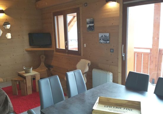 Place du Village – L’Oustal