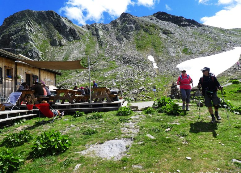 Randonnée et repas au refuge