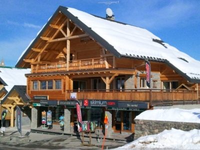 Mustang 1550 Skimium