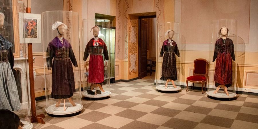 Musée des Costumes, Arts et Traditions Populaires