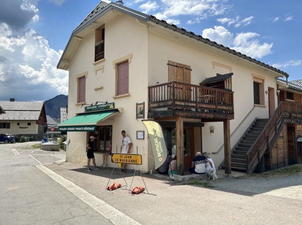 Fromagerie « Aux producteurs savoyards » – Albiez