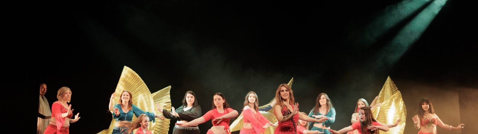 Spectacle de danses orientales et tahitiennes – Murmures du monde