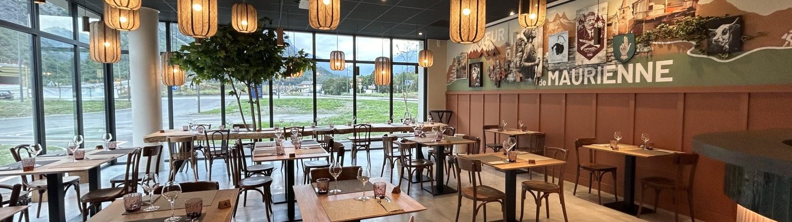 La table et l&rsquo;ardoise – Restaurant de l&rsquo;hôtel Cœur de Maurienne by Best Western